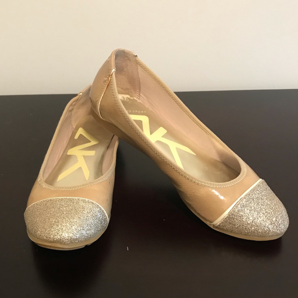 Anne Klein sport gold glitter toe flats size 6.5